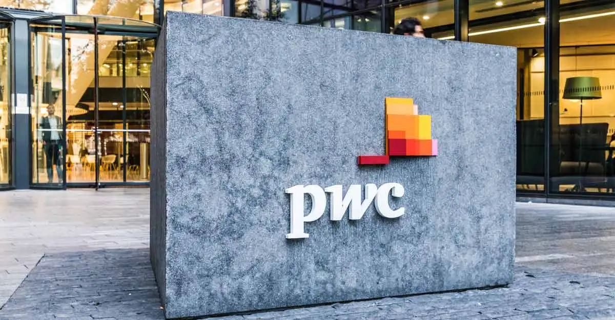 PwC Free Data Analytics Course 2025